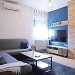 Apartamento Tori *
