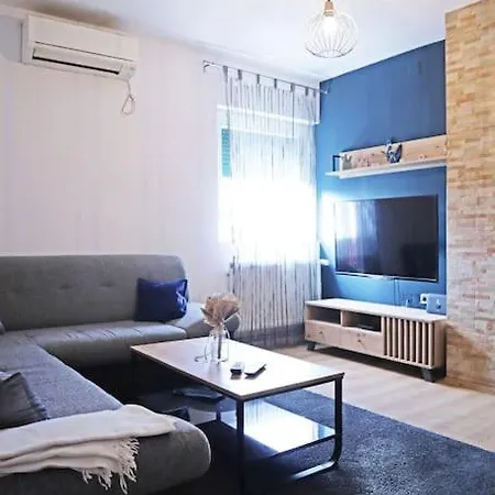 Apartamento Tori *